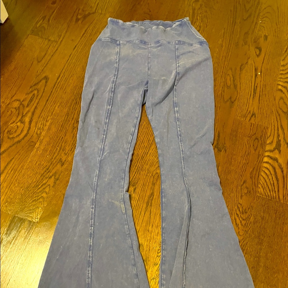 Urban outfitters flare leggings